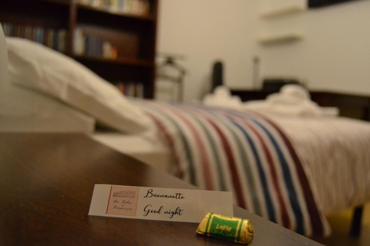 Da Fabio E Francesca - Holiday Apartment เวโรนา ภายนอก รูปภาพ